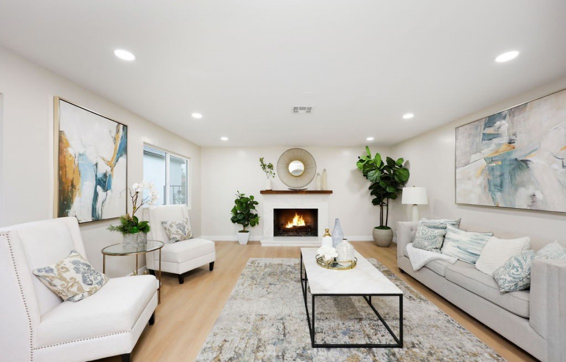 Flowstate Recovery — living room