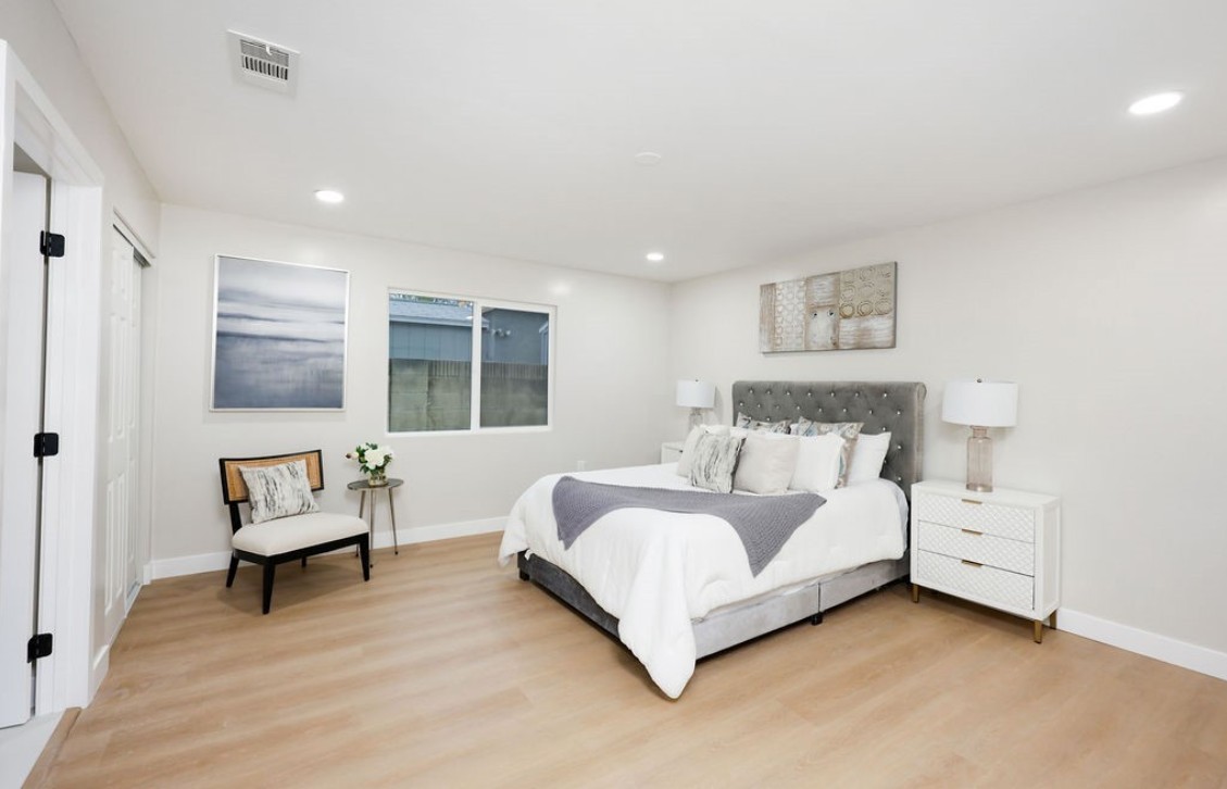 Flowstate Recovery — bedroom